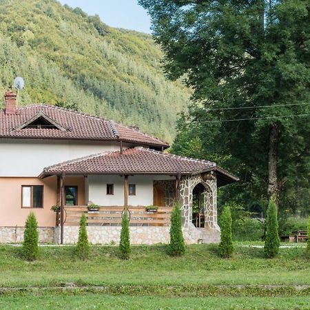 Къща За Гости Черна Река Ribarica Εξωτερικό φωτογραφία